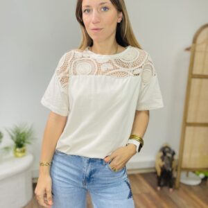 T-shirt Mona